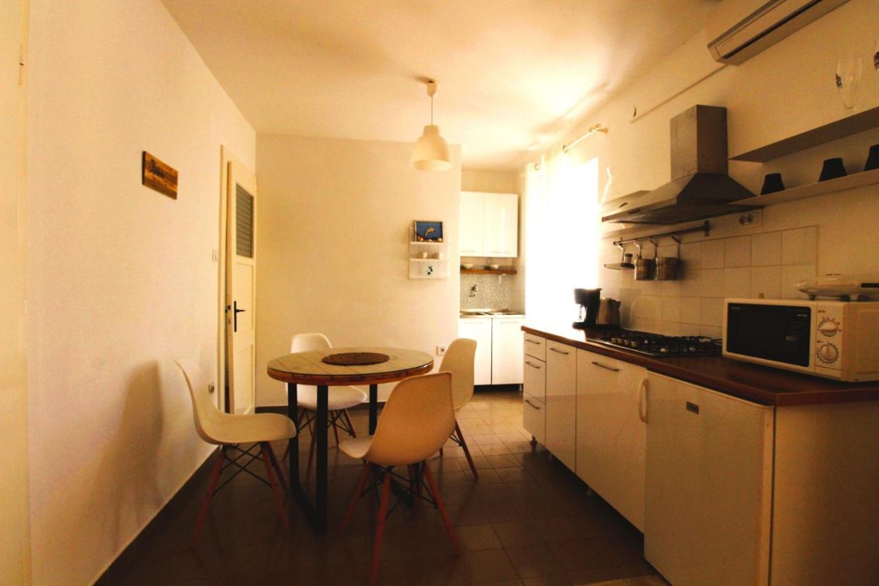 Korzo Rooms & Apartments Vis Kültér fotó