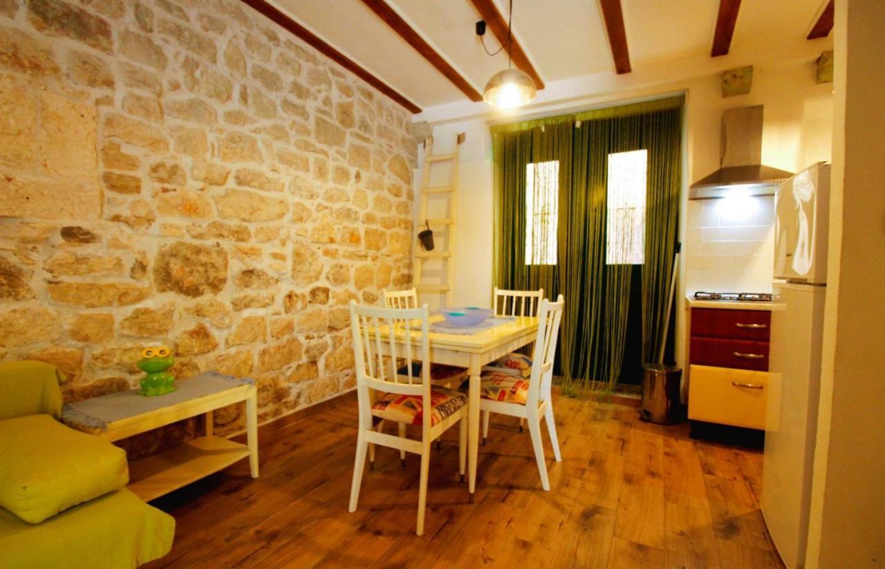 Korzo Rooms & Apartments Vis Kültér fotó