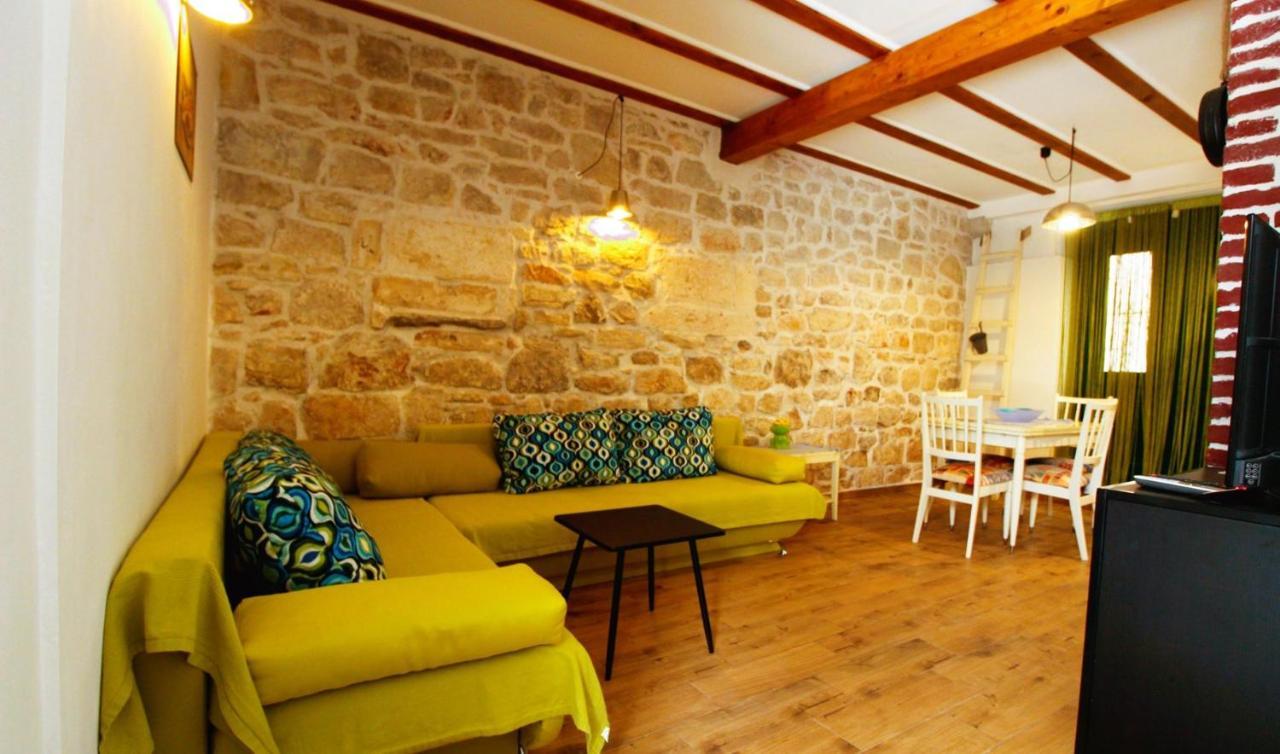Korzo Rooms & Apartments Vis Kültér fotó
