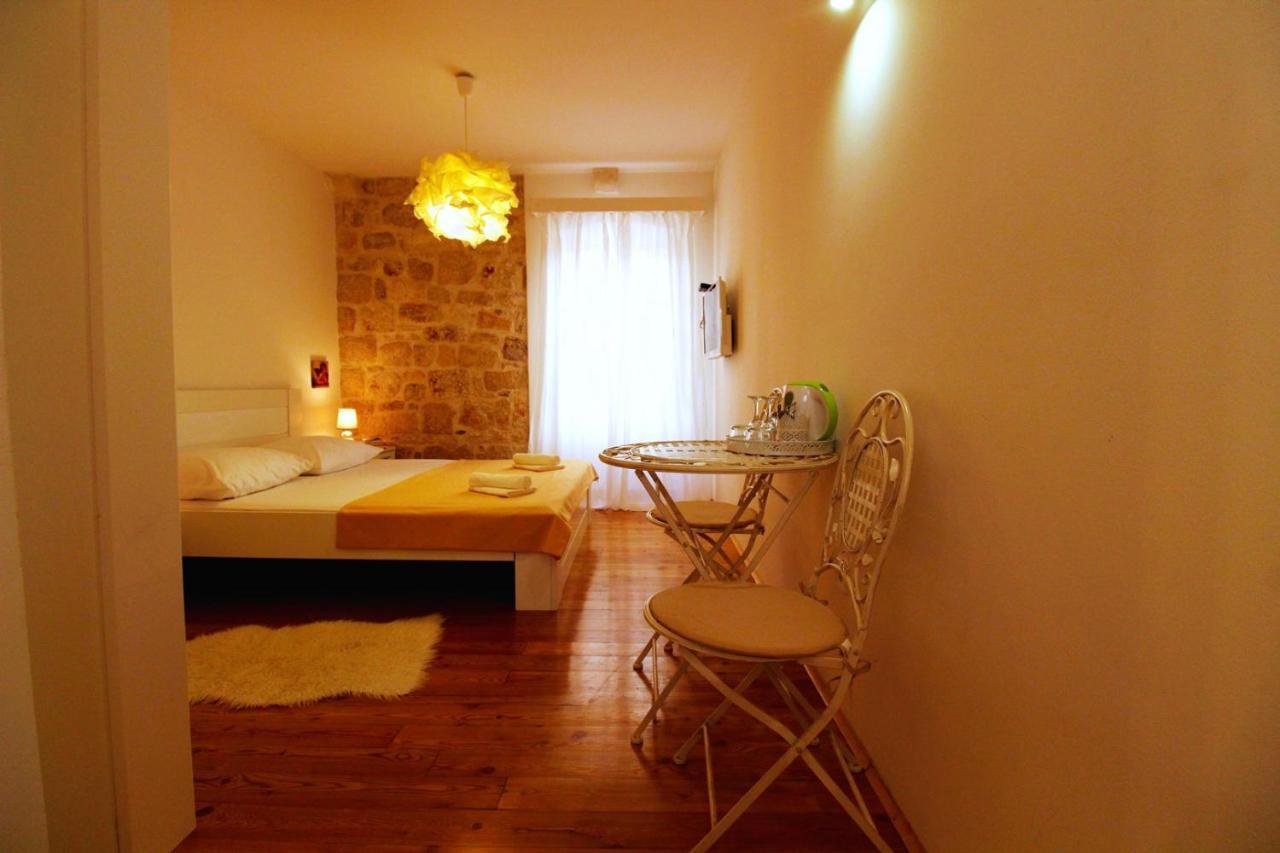 Korzo Rooms & Apartments Vis Kültér fotó