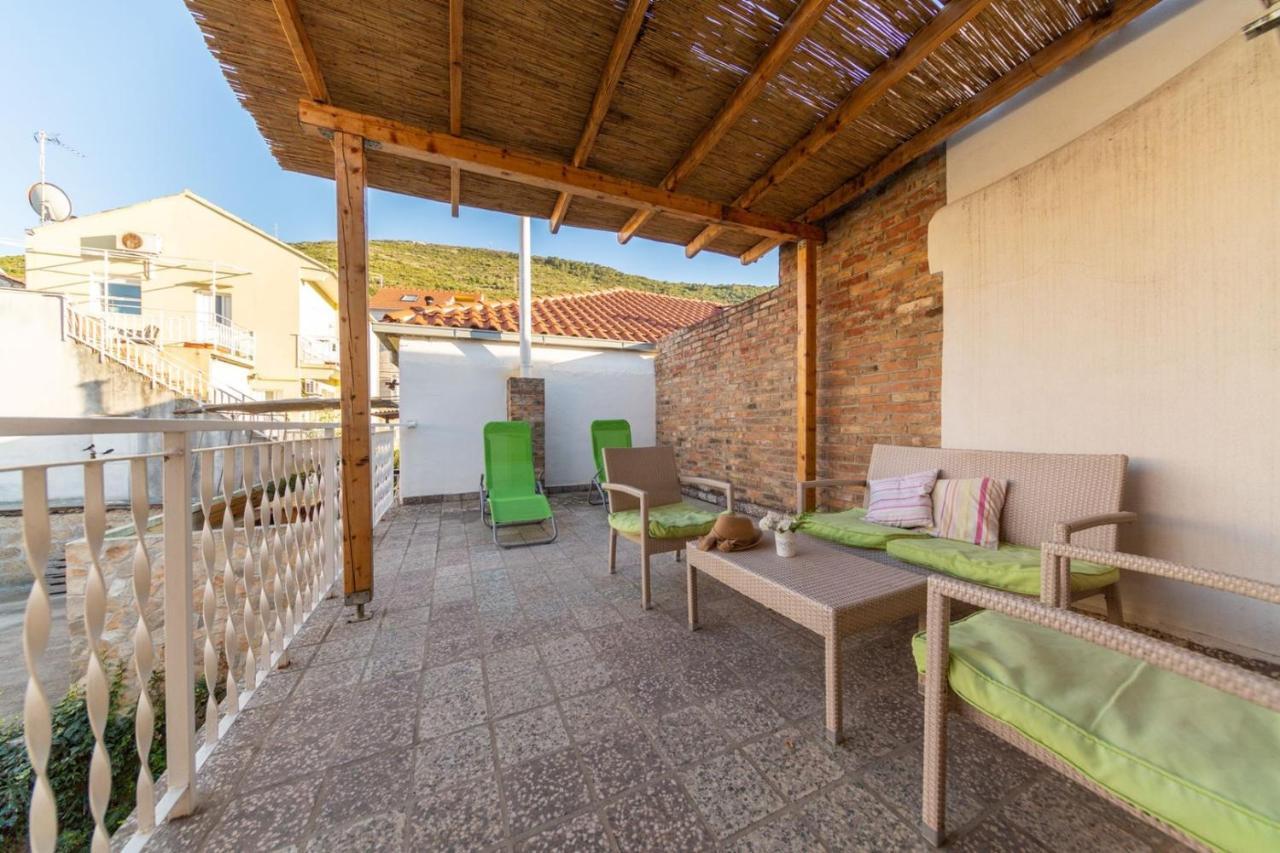 Korzo Rooms & Apartments Vis Kültér fotó