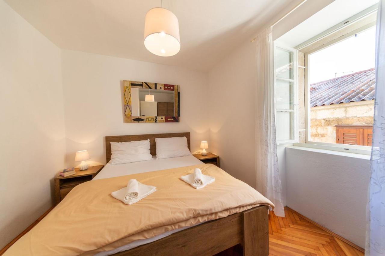 Korzo Rooms & Apartments Vis Kültér fotó