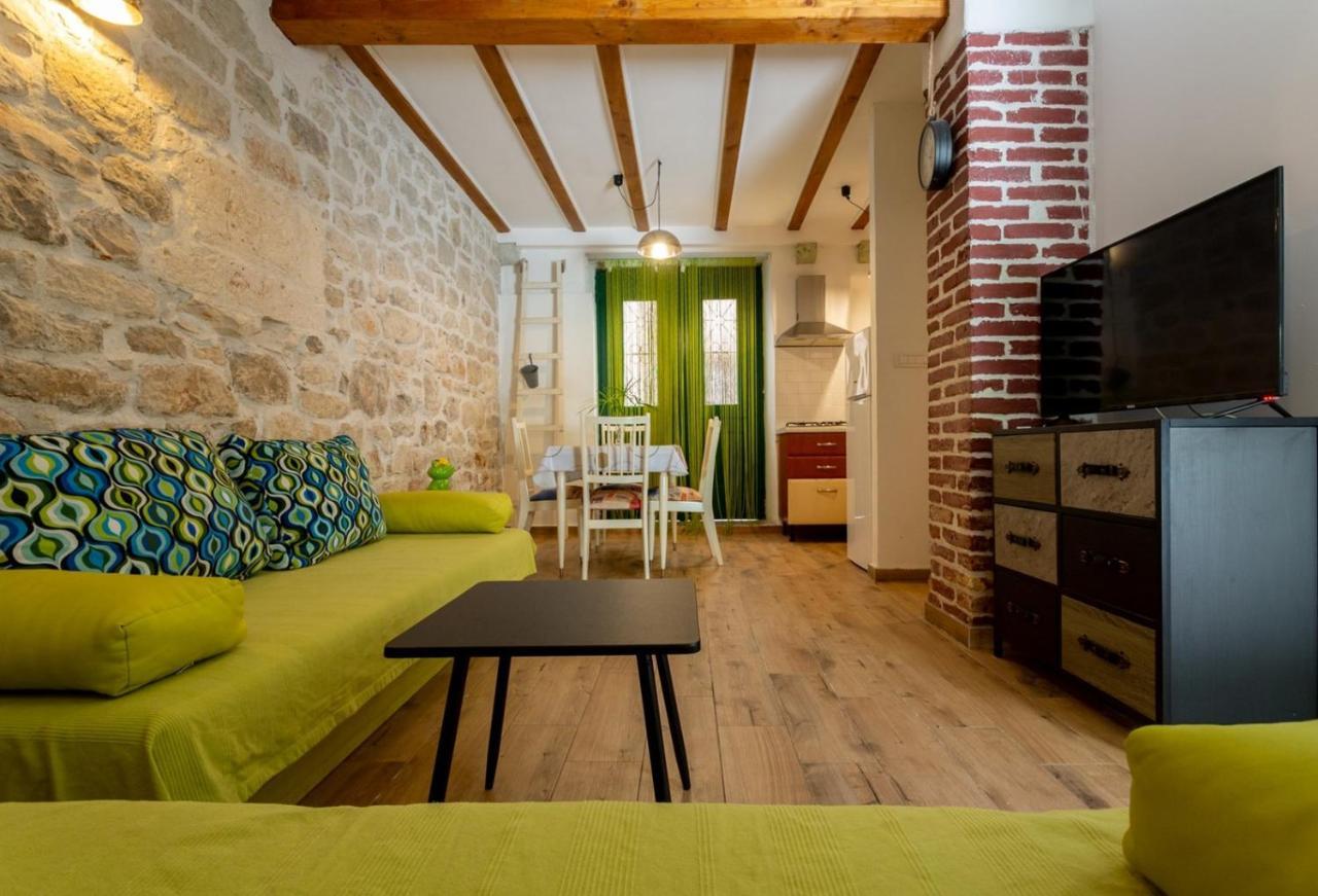 Korzo Rooms & Apartments Vis Kültér fotó